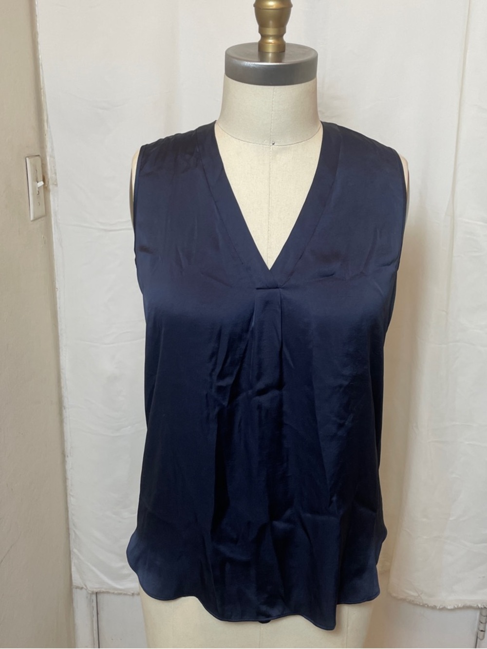 Sleek Navy V-Neck Satin Camisole workwear/date night/casual top
